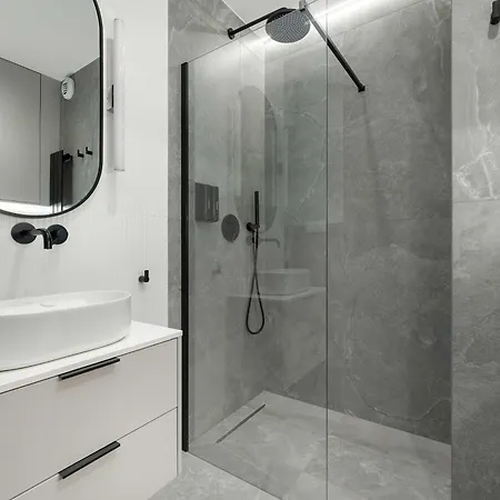 Elegant Mieszczanska With Air Conditioning, & Gym By Renters Prestige Apartment Wroclaw