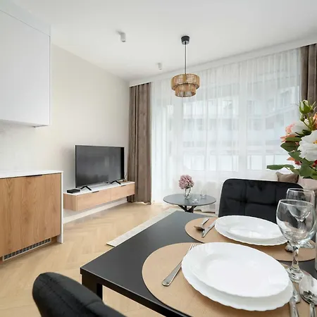 아파트 Elegant Mieszczanska With Air Conditioning, & Gym By Renters Prestige 브로츠와프